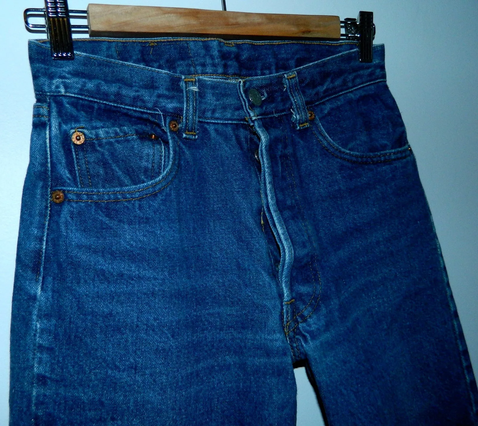 vintage 80s Levi's 501 jeans Shrink to Fit 1983 size 27